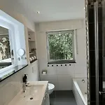Apartment Geräumiges Mit Xxl Leinwand I Parkplatz I Wifi