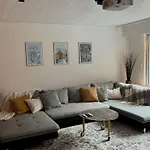 Geräumiges Mit Xxl Leinwand I Parkplatz I Wifi Apartment
