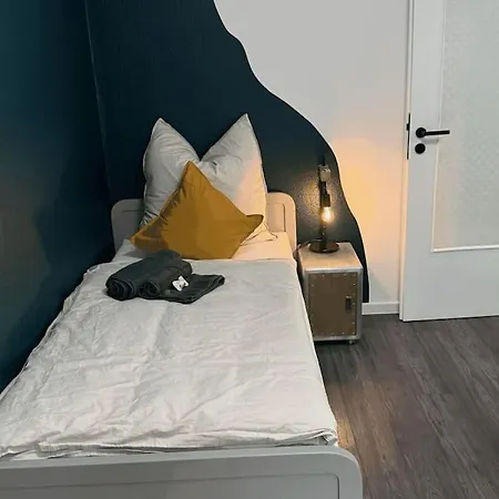 아파트 Geraeumiges Mit Xxl Leinwand I Parkplatz I Wifi 보훔