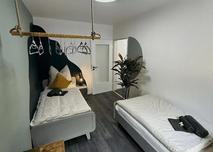 アパート Geraeumiges Mit Xxl Leinwand I Parkplatz I Wifi