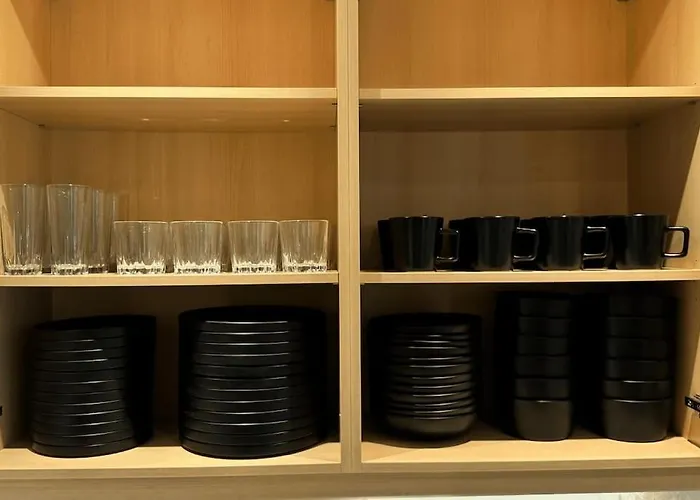 Geraeumiges Mit Xxl Leinwand I Parkplatz I Wifi ボーフム