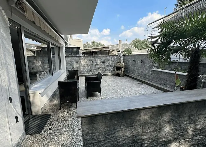 Geraeumiges Mit Xxl Leinwand I Parkplatz I Wifi Appartement *