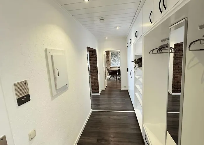 Geraeumiges Mit Xxl Leinwand I Parkplatz I Wifi Appartement *