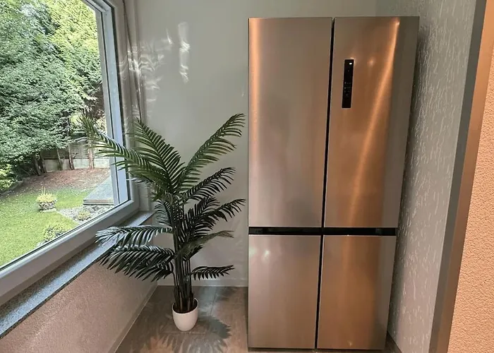 Appartement Geraeumiges Mit Xxl Leinwand I Parkplatz I Wifi *